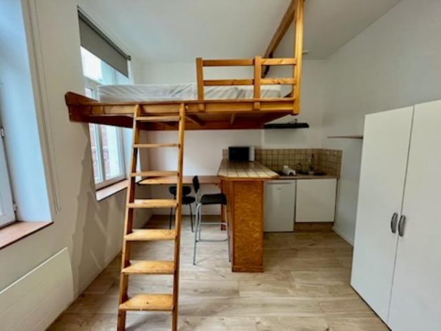 Location Appartement Place Madeleine Caulier, Lille