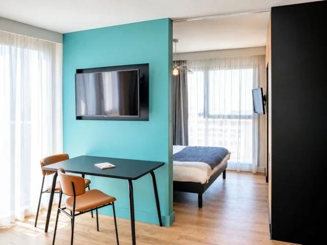 Location Appartement Place Marie Curie, Annecy