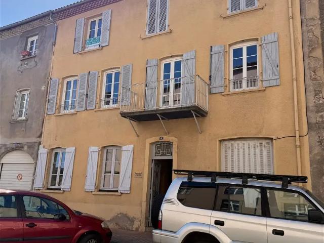 Location Appartement Place Nicolas Pomel, Issoire