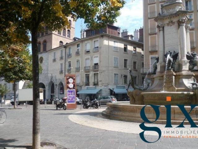 Location Appartement Place Notre Dame, Grenoble
