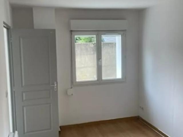Location Appartement Place Paul Doumer, Albert