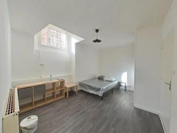 Location Appartement Place Perrot de Verdun, Romans sur Isère