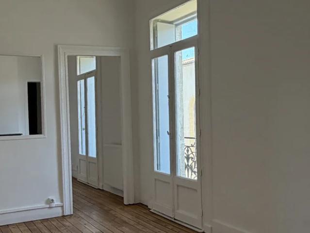 Location Appartement Place Pierre Flotte, Montpellier