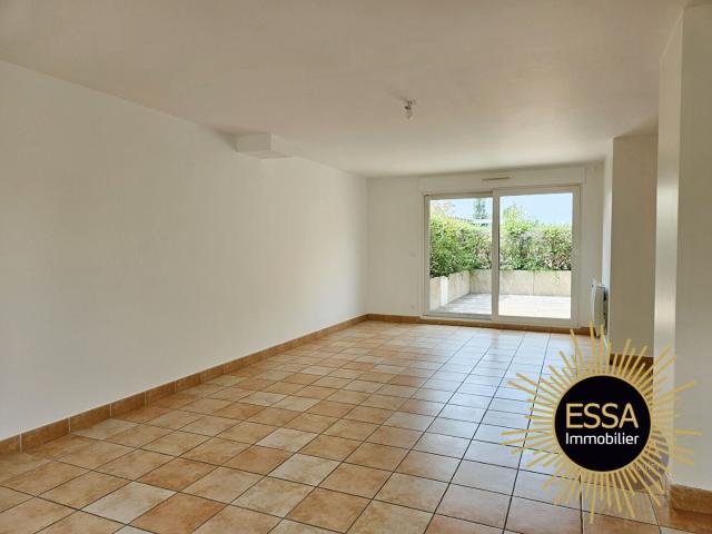 Location Appartement Place Robert Brame, Noisy le Roi