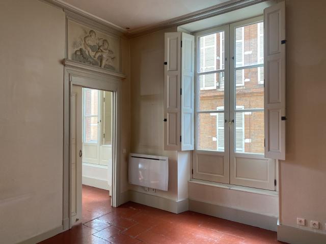 Location Appartement Place Rouaix, Toulouse