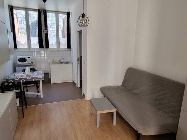 Location Appartement Place Royale, Écuelles