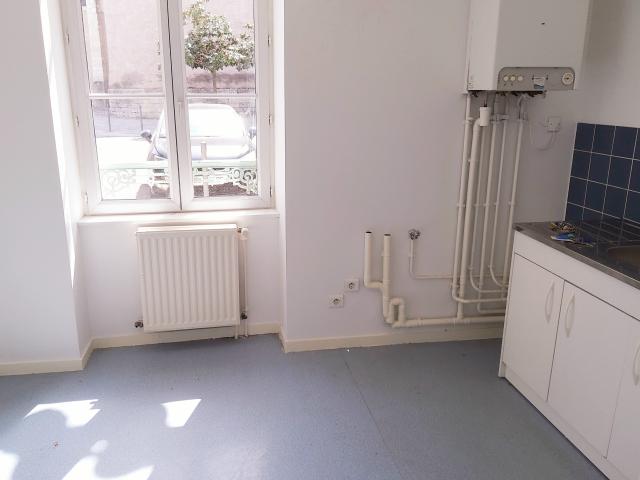 Location Appartement Place Saint Agnan, Cosne Cours sur Loire