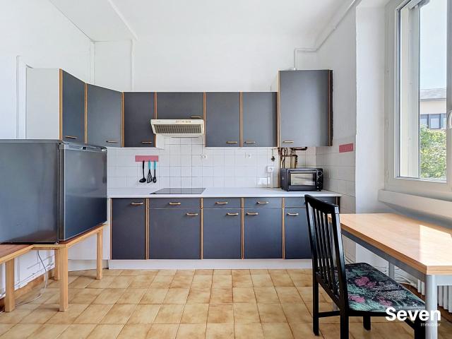 Location Appartement Place Saint Bruno, Grenoble