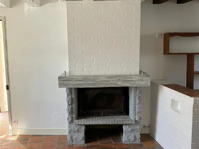 Location House Place Saint Jacques, Neuville aux Bois
