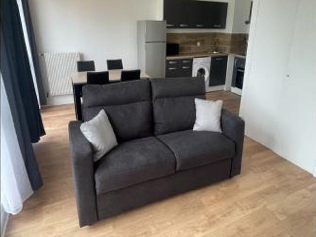 location appartement plaisir 1 pièce 31 m2 yvelines 78370 880 € / mois