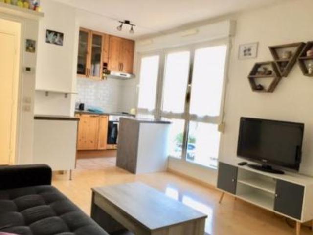 location appartement plaisir 2 pièces 35 m2 yvelines 78370 935 € / mois
