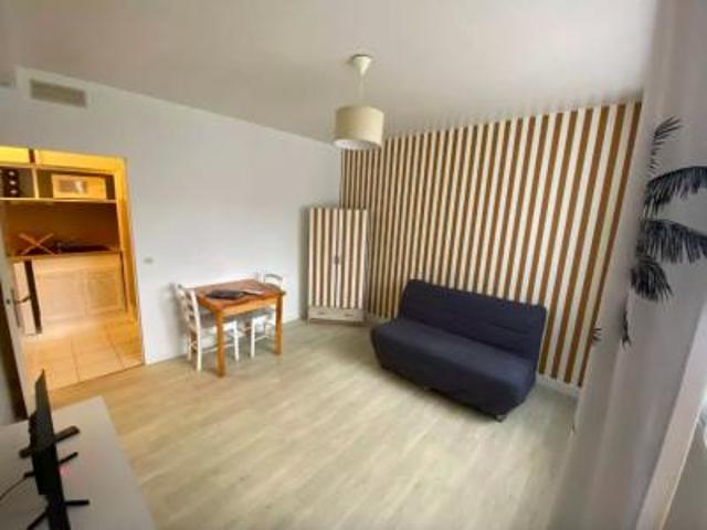 location appartement plessis robinson 1 pièce 24 m2 hauts de seine 92350 850 € / mois
