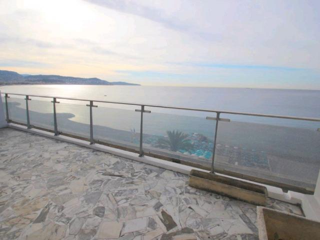 Location Appartement Promenade des Anglais, Nice