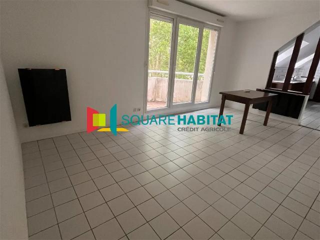 Location Appartement Promenade des Halles, Decize