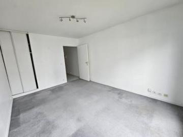 location appartement puteaux 1 pièce 21 m2 hauts de seine 92800 776 € / mois