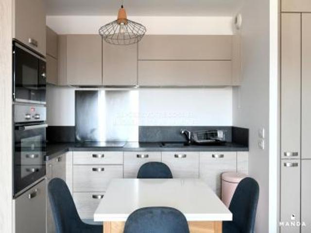 location appartement puteaux 3 pièces 64 m2 hauts de seine 92800 1818 € / mois
