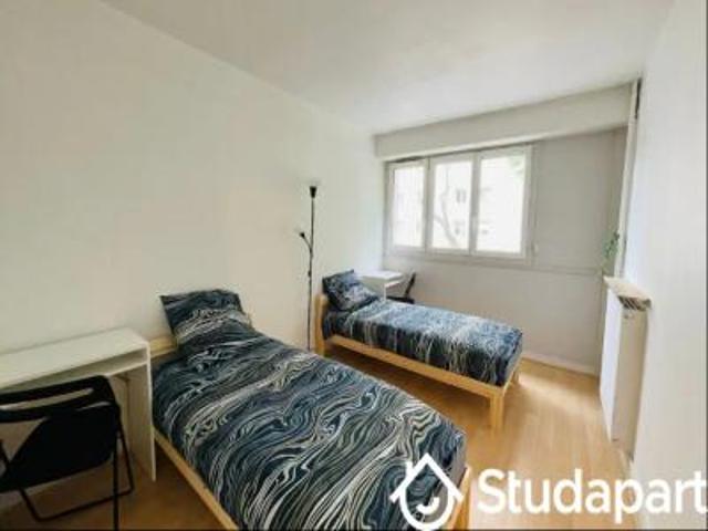 location appartement puteaux 4 pièces 67 m2 hauts de seine 92800 2700 € / mois