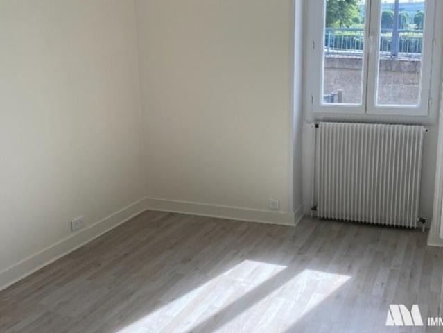 Location Appartement Quai Maurice Berteaux, Le Pecq