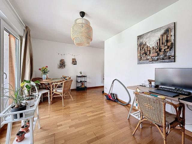 Location Appartement Quai de Dogneville, Épinal