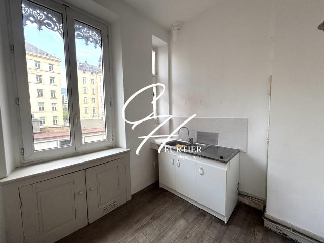 Location Appartement Rue Émile Augier, Grenoble