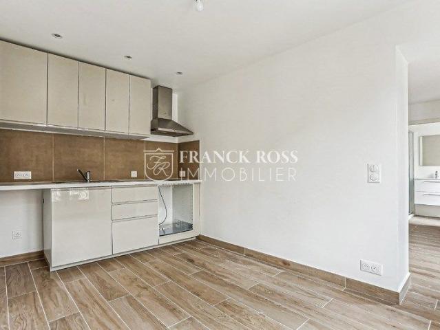 Location Appartement Quai de l'Archevêché, Paris