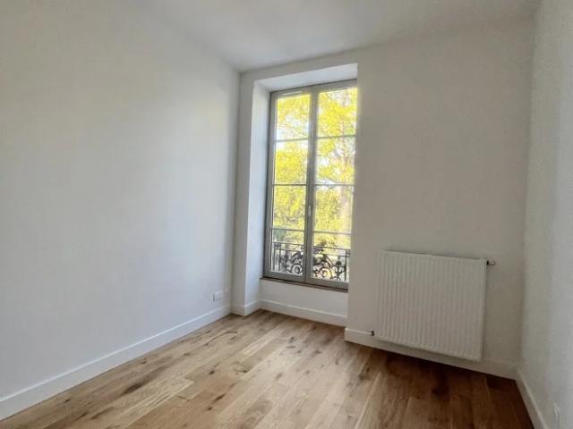 Location Appartement Quai de Villevert, Albigny sur Saône