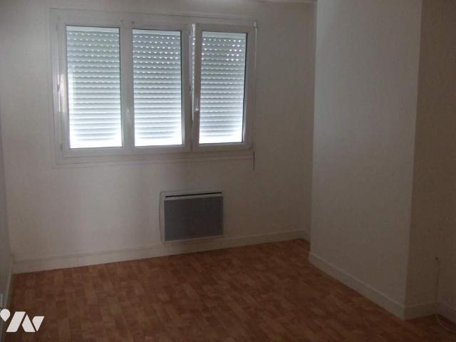 Location Appartement Quai Joseph Leclerc Hardy, St. Lô