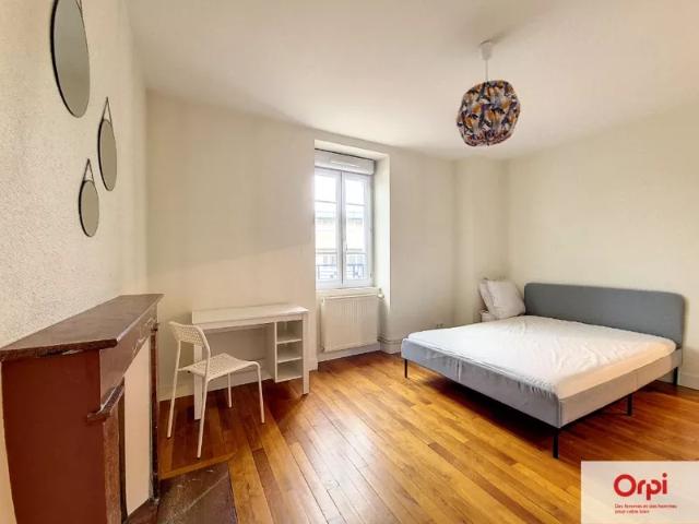 Location House Quai Rouget de Lisle, Montluçon