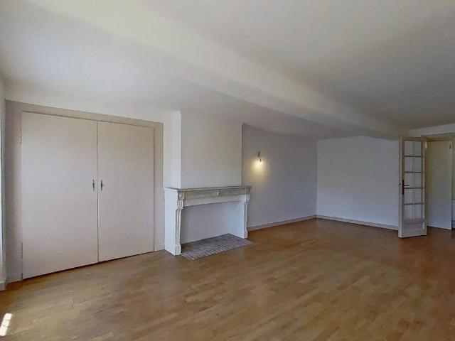 Location Appartement Quai Saint Vincent, Lyon