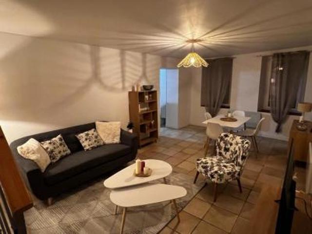 location appartement quincy voisins 1 pièce 18 m2 seine et marne 77860 555 € / mois