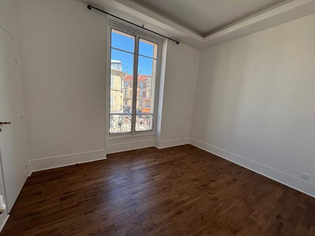 Location Appartement Rampe Saint Martin, Versailles