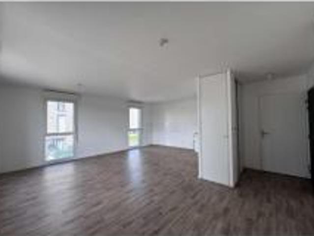 location appartement rennes 2 pièces 66 m2 ille et vilaine 35000 840 € / mois