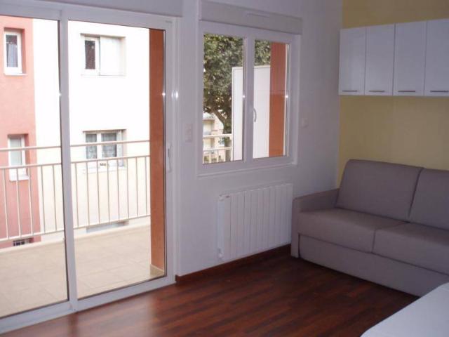 Location appartement rénové 1 pièce 25 m² à Charnay lès Mâcon 71850 5 380 €