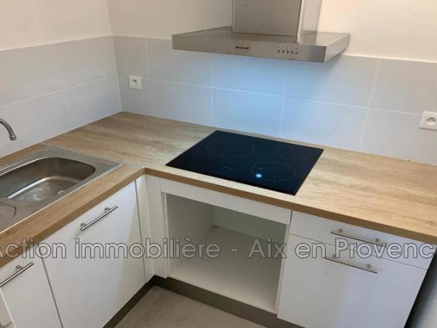 Location appartement rénové, Aix en Provence 13100 Réf. 449L52450435A Mandat n°01265245