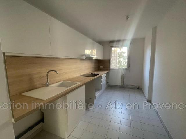 Location appartement rénové, Aix en Provence 13100 Réf. 449L52620034A Mandat n°08575262