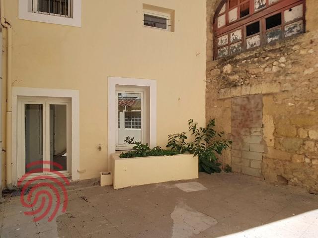 Location appartement rénové Montagnac, 55m² 2 pièces 577€ avec terrasse