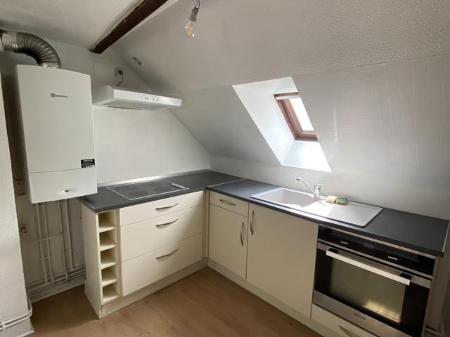 Location APPARTEMENT RENOVE MEUBLE EN CENTRE VILLE | Alliance Groupe Immobilier
