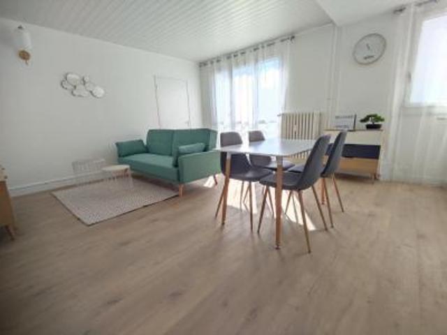 location appartement reims 4 pièces 72 m2 marne 51100 1110 € / mois