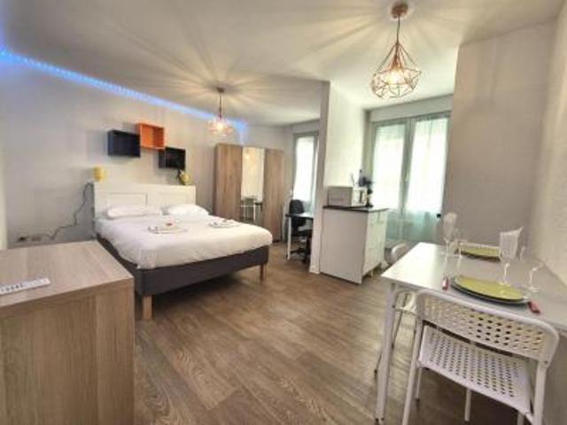 location appartement reims 1 pièce 21 m2 marne 51100 570 € / mois