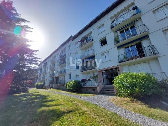 Location Appartement Résidence le Parc, Limas