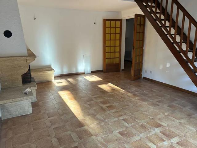 Location Appartement Résidence les Cyprès Bleus, Marignane