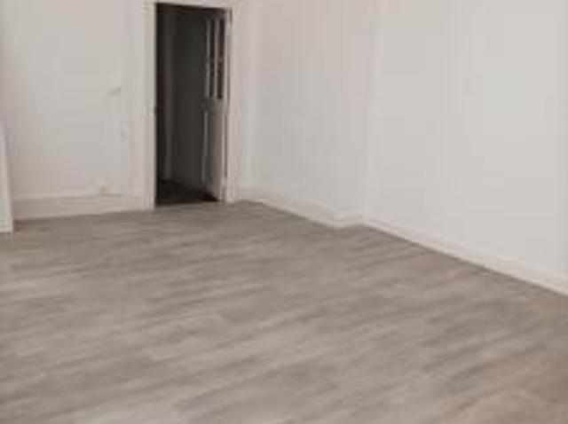 location appartement riom 2 pièces 49 m2 puy de dome 63200 450 € / mois