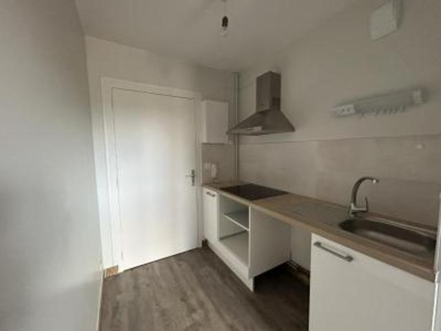 location appartement riorges 1 pièce 23 m2 loire 42153 304 € / mois