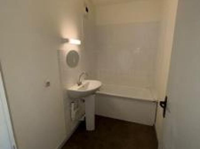 location appartement romans sur isere 4 pièces 67 m2 drome 26100 489 € / mois