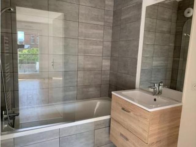 location appartement ronchin 1 pièce 29 m2 nord 59790 521 € / mois
