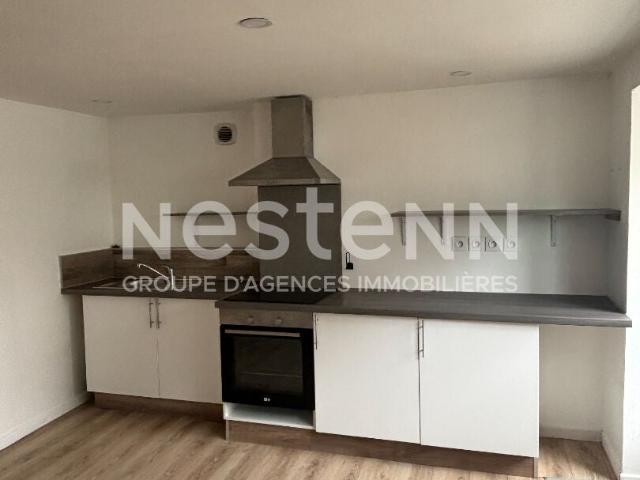 Location Appartement Rond Point de la République, Locminé