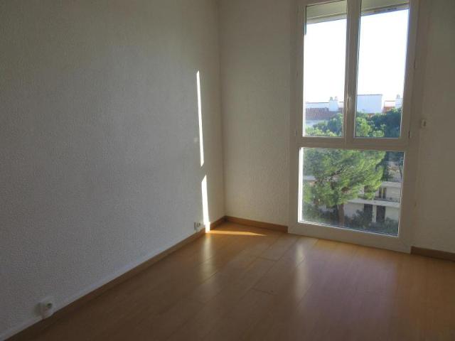 Location Appartement Rond Point des Palmes Académiques, Perpignan