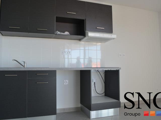 Location Appartement Rond Point Youri Gagarine, Béziers