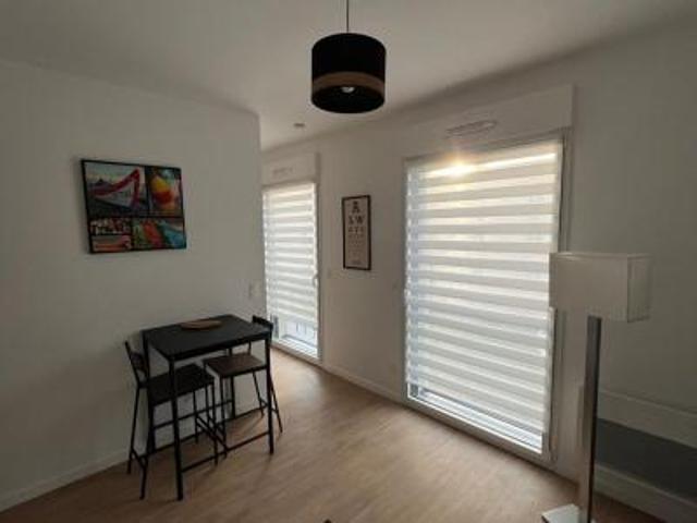 location appartement roche sur yon 1 pièce 32 m2 vendee 85000 600 € / mois