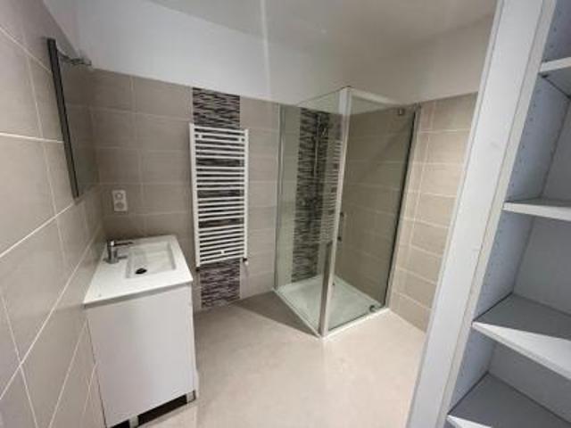 location appartement roche sur yon 3 pièces 59 m2 vendee 85000 690 € / mois